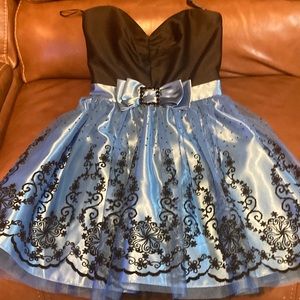 Jessica McClintock for Gunne Sax Size 5